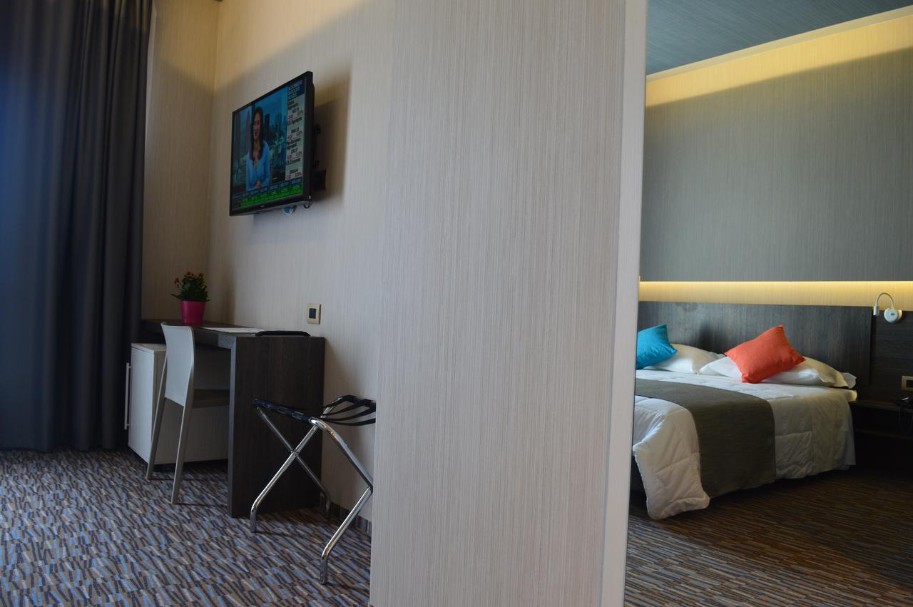 Enjoy Hotel